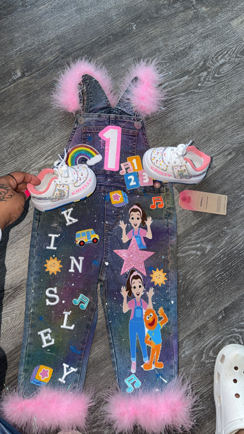 Kids custom outfit